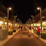 Comfy Seafront With Terrace Appartamento *
