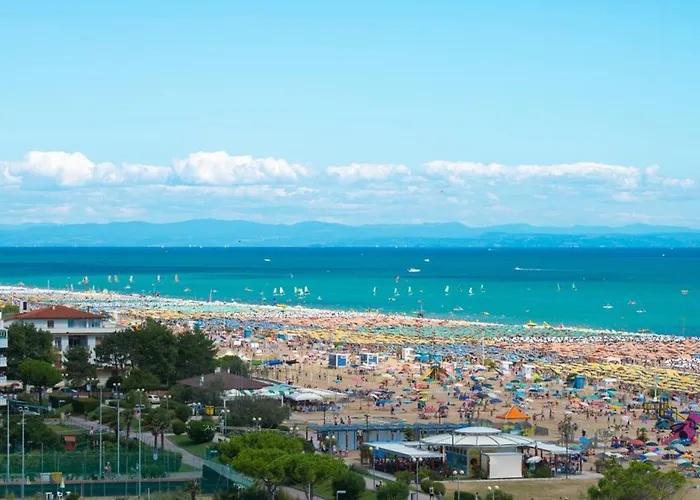 Comfy Seafront With Terrace Апартаменты